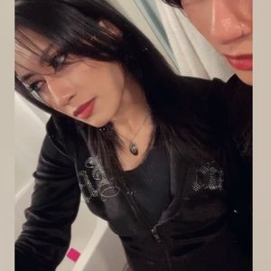 Meet your Posher, D.